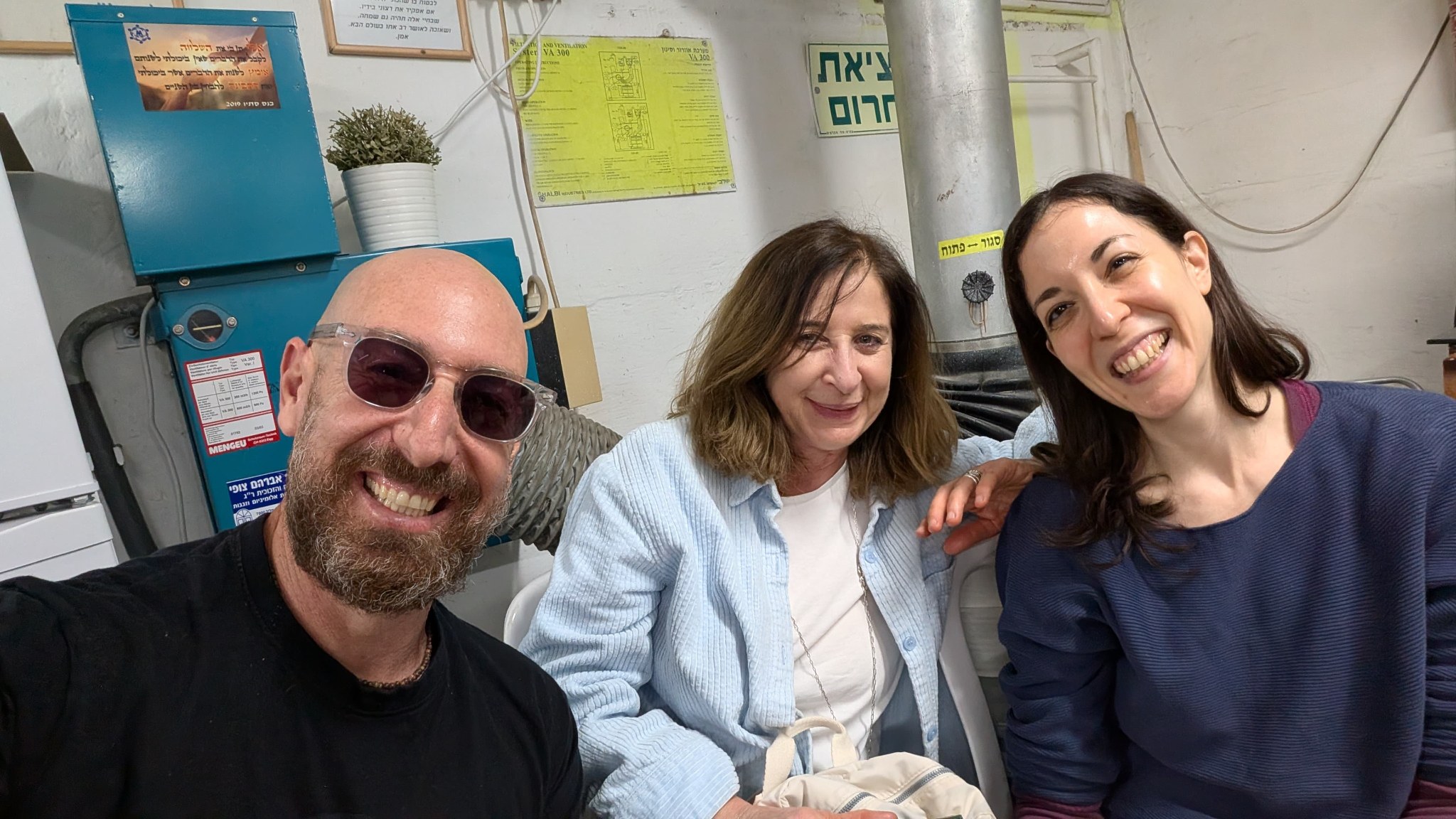 Roni and Ravit in the shelter